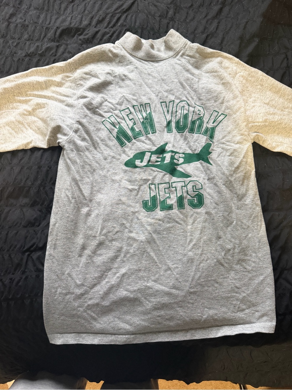 Fruit of the Loom Gray Long Sleeve New York Jets Graphic Tee with Green Logo